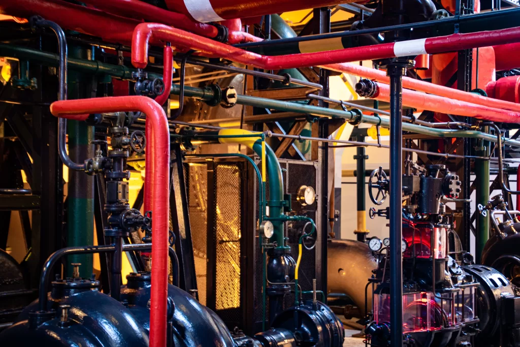 A complex and comprehensive structure of heating pipes.